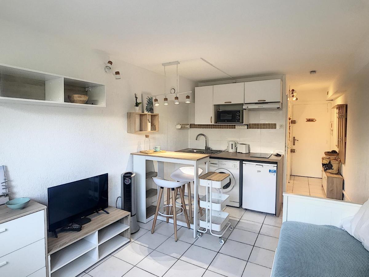 Golfe Juan Studio Dans Residence Avec Piscine Vallauris Dış mekan fotoğraf
